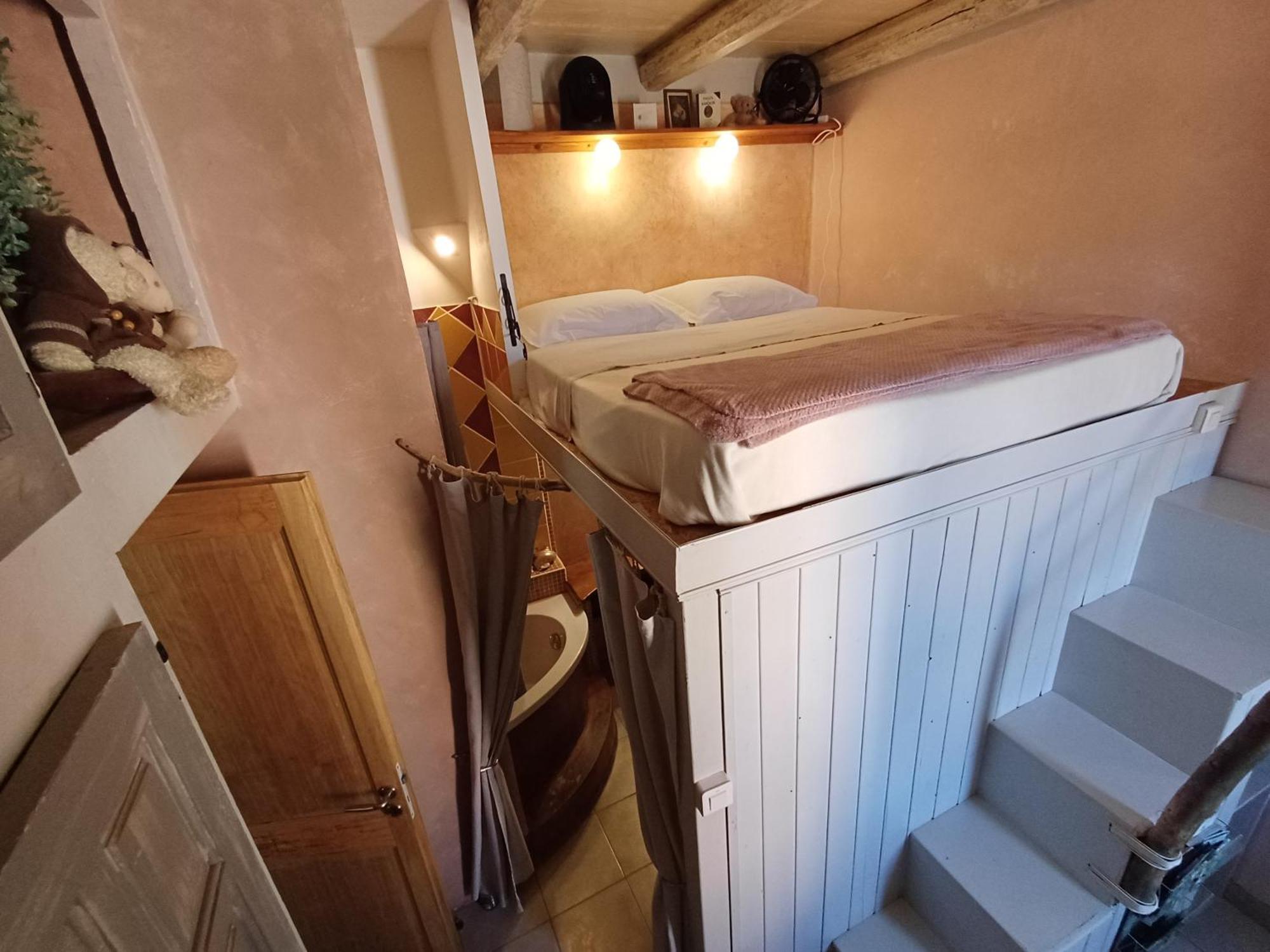 Homestay Casaluna, Dans Maison De Village *
